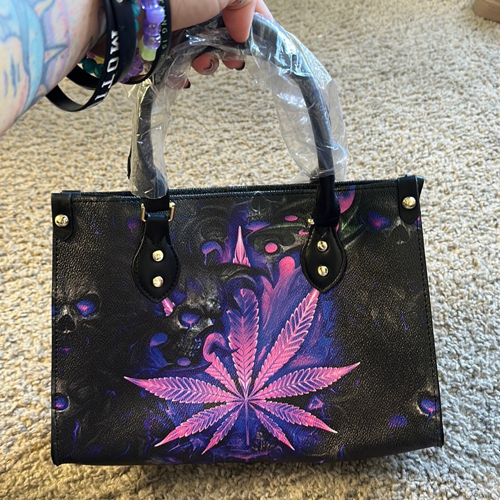 CUSTOM colorful pot leaf / skull handbag ! BRAND NEW / NEVER USEDD